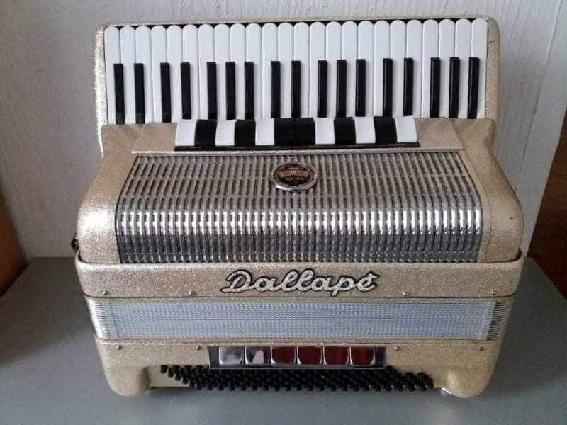 Vand schimb Acordeon dallape
