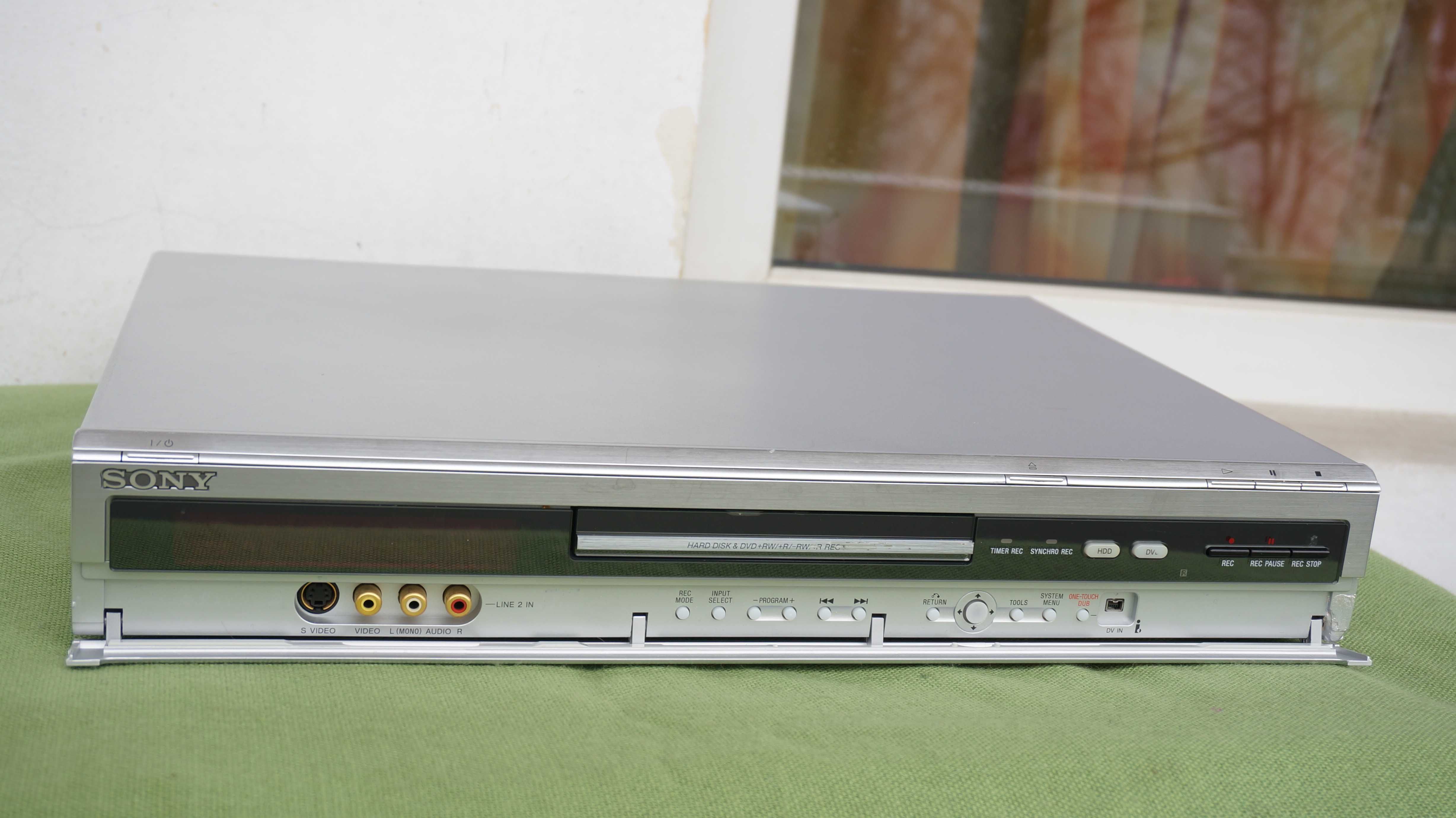 DVD recorder combo cu HDD Sony RDR-HX1010