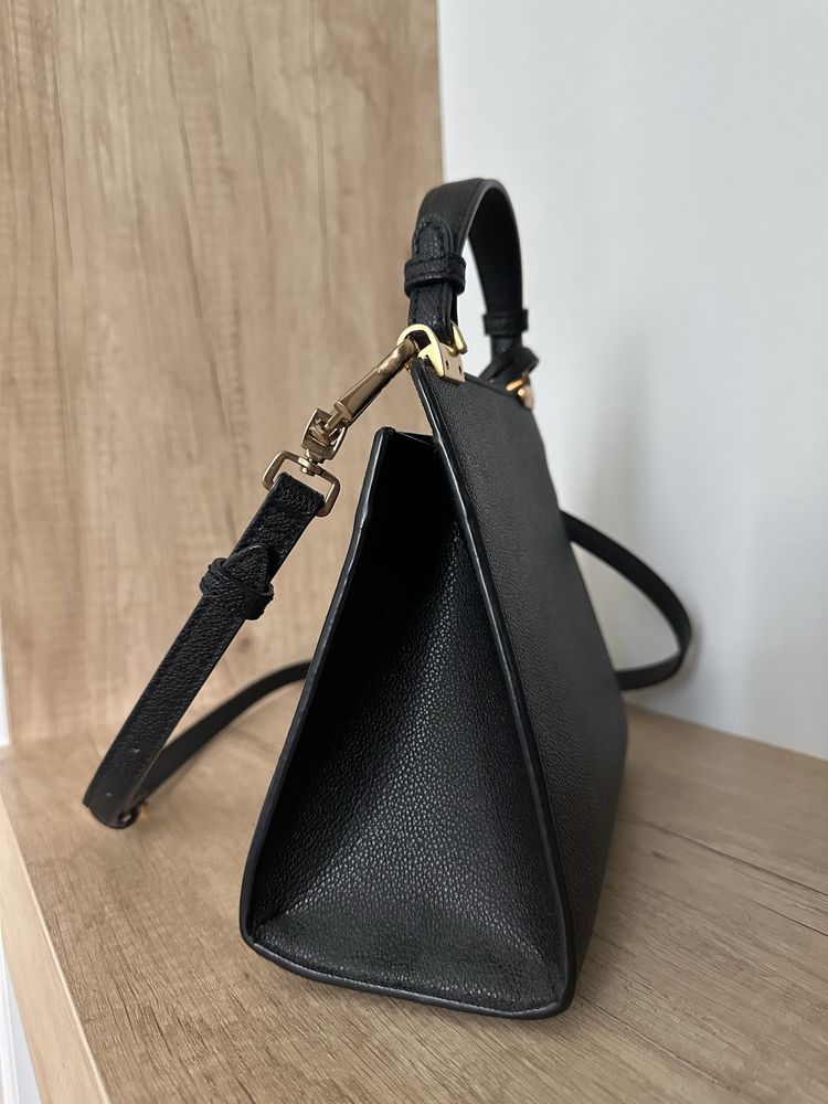 Сумка charles & keith