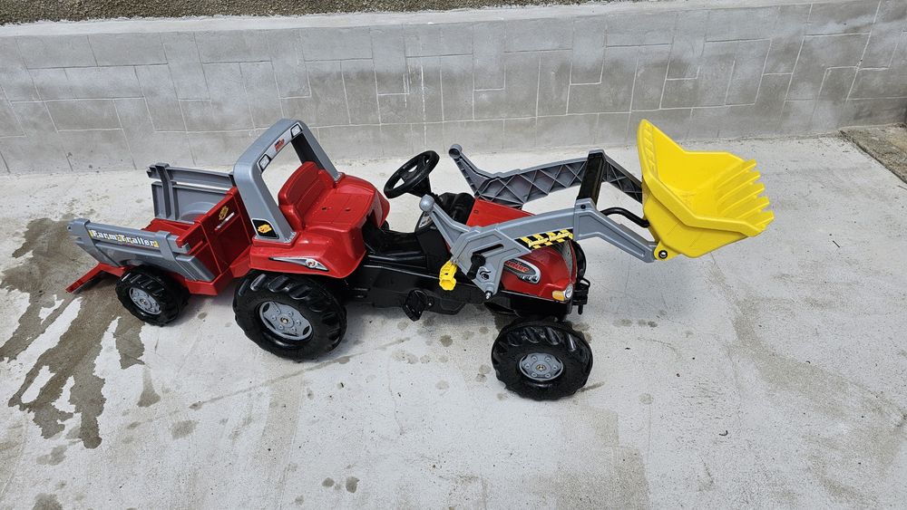 Tractor cu pedale, cupa si remorca Rolly Junior, rosu