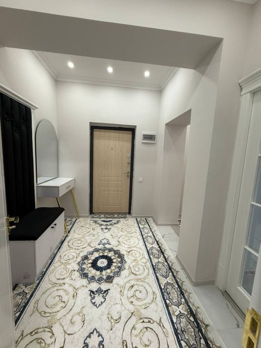 3 xona 4 etajda Brilliant city ruparasida kvartira sotiladi