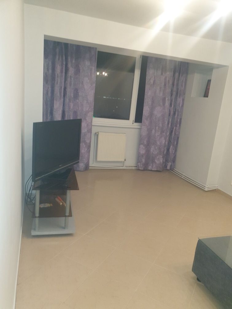 Inchiriez apartament bulevardul Transilvaniei