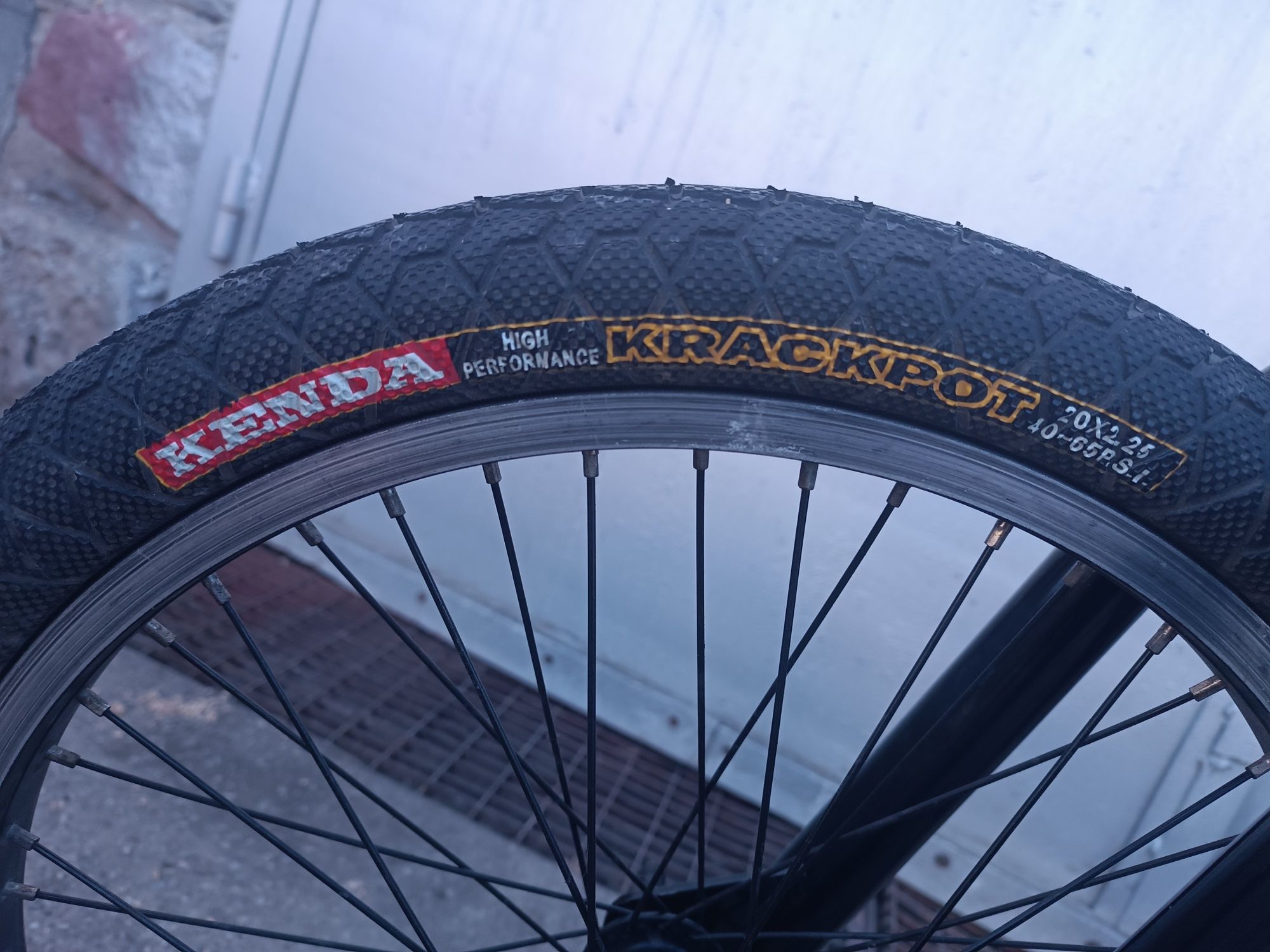 Продавам Bmx 20 "