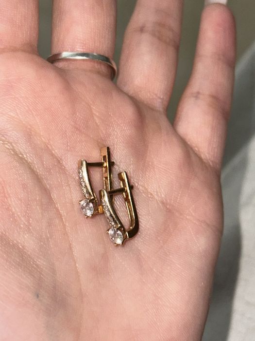 Золотые серьги 585 пробы