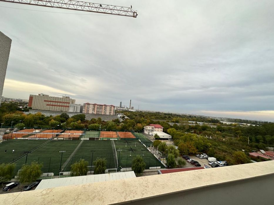 Studio cu parcare subterana particular