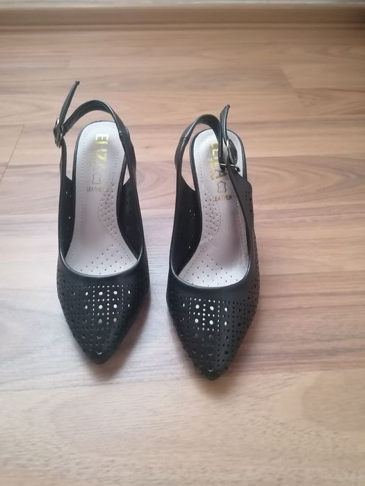 Дамски обувки номер 35