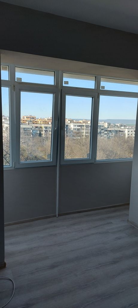 Дава се под наем Тристаен апартамент в Горна Оряховица - 70 кв.м за 280.5 € - Снимка #9