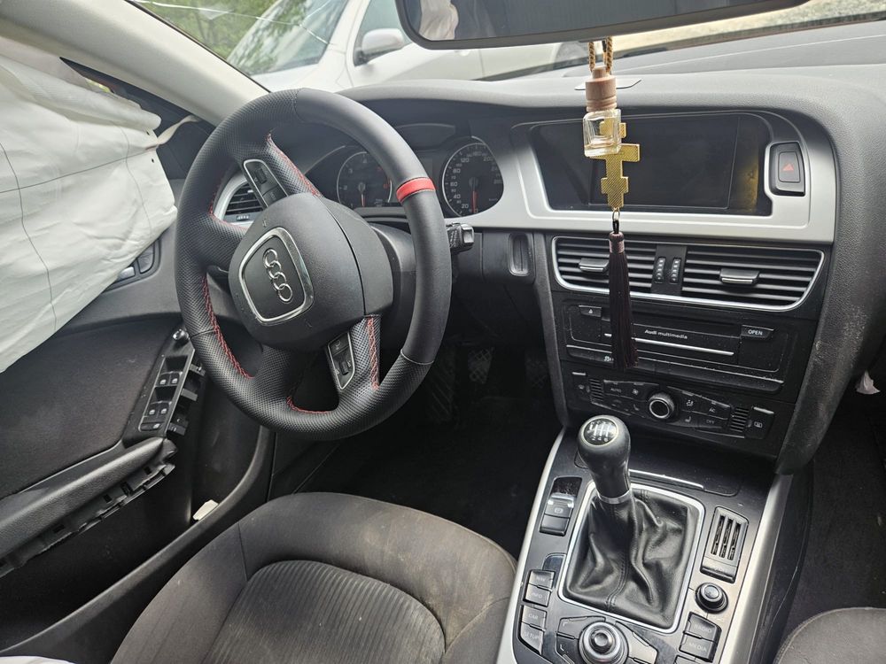 Vand audi a4 avariat