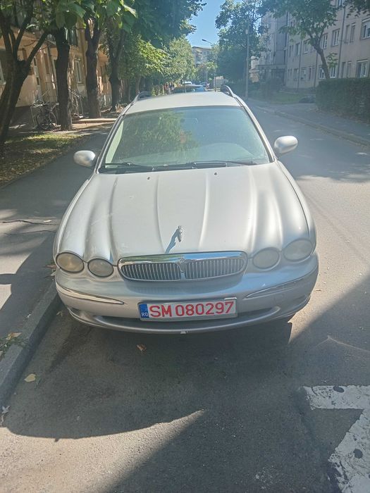 Vând autoturism Jaguar x tipe