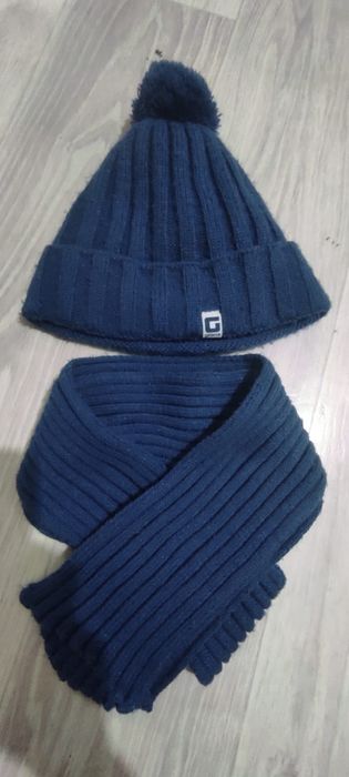 Продам шапку и шарф