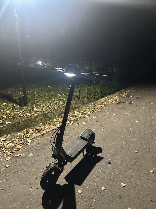 Vând trotinetă electrica MYRIA Road Traveller XT