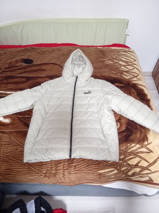 Vănd geacă bărbătească puma originală nou nouță