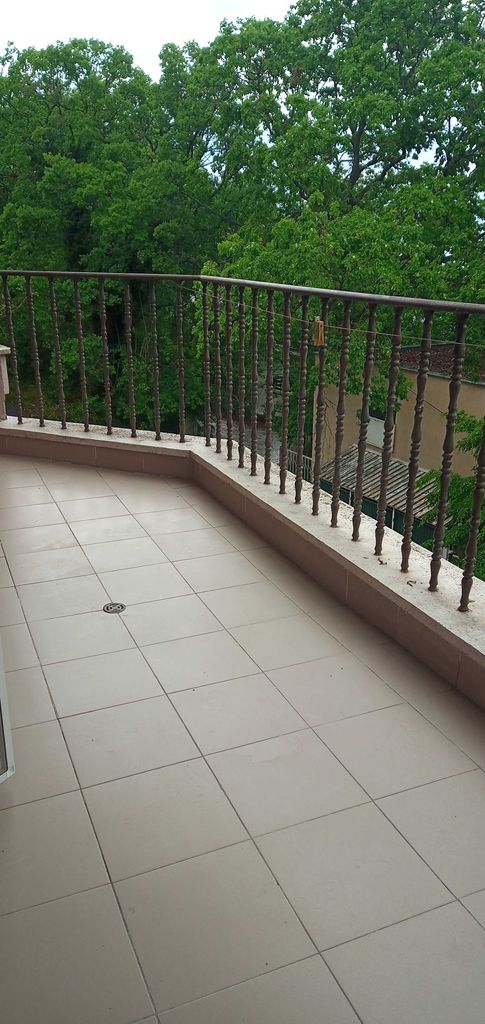 Продава се Двустаен апартамент в к.к. Златни пясъци - 65 кв.м за 1431 €/кв.м - Снимка #4