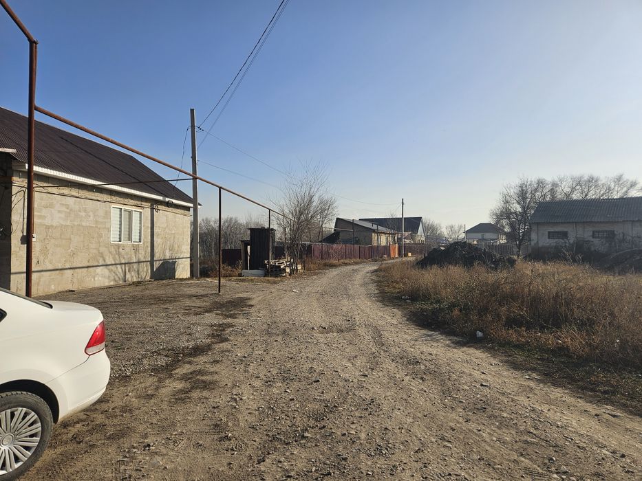 Продаётся участок п.Жамбыл.