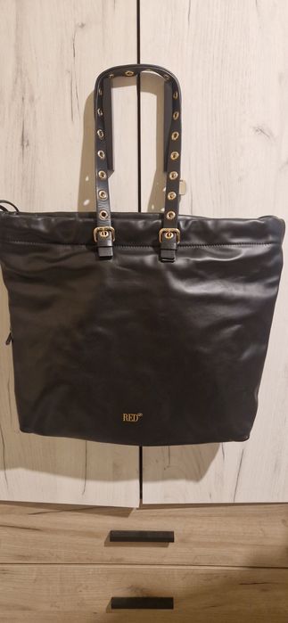 Черна дамска чанта Red Valentino