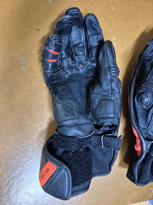 Dainese steel pro fluo red M