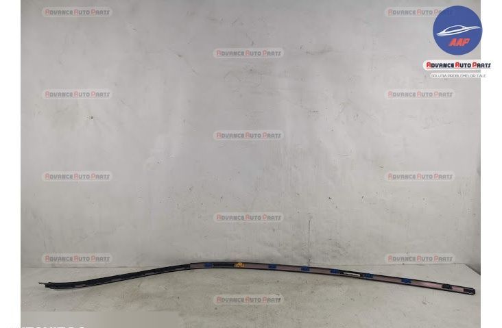 Декоративен Облицовъчен Елемент Таван Дясна Страна оригинален Мерцедес