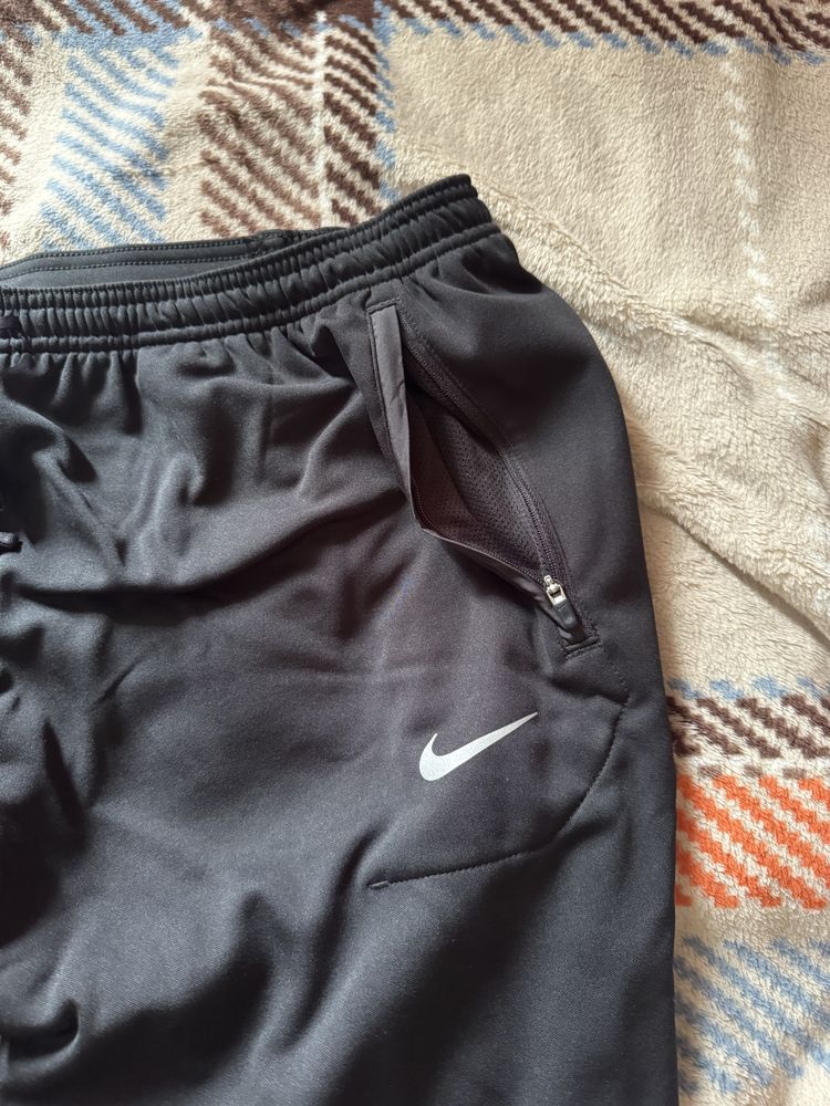 Nike спортивные штаны беговые L