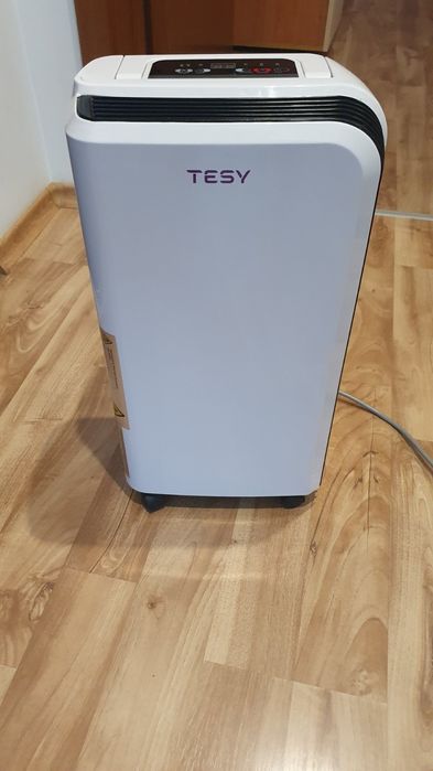 Обезвлажнител Tesy DHF 10 CEL