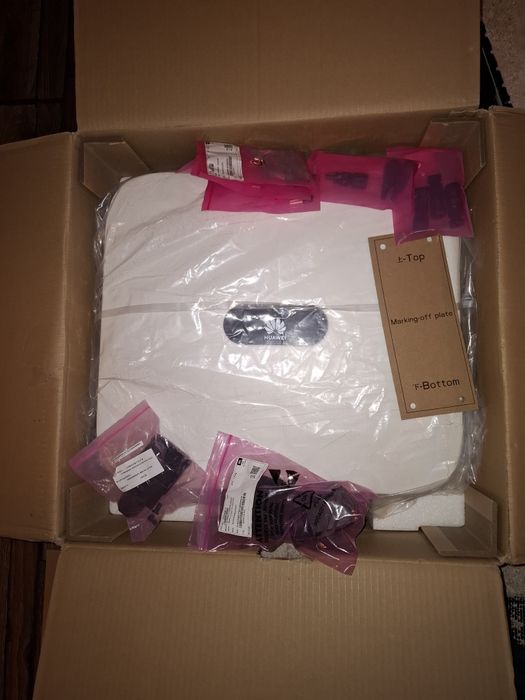 Invertor trifazat  Huawei SUN 2000 8KTL M1 , 8 kw dongle wifi,  smart