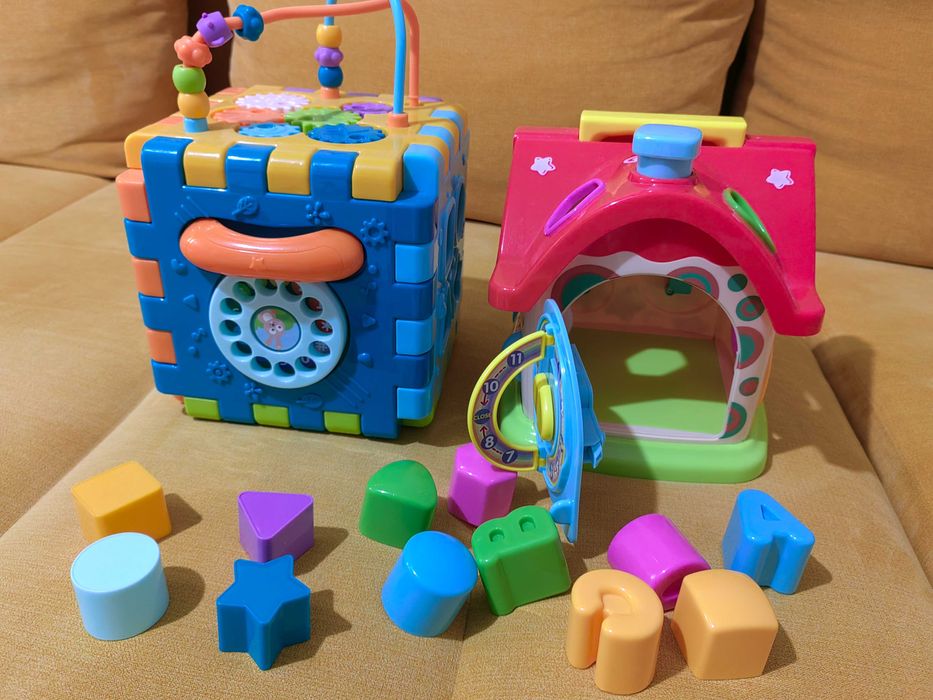 Jucării multifuncționale cu sortare de forme