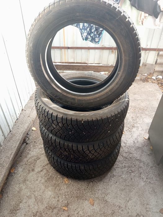 Продам шины 18 того размера