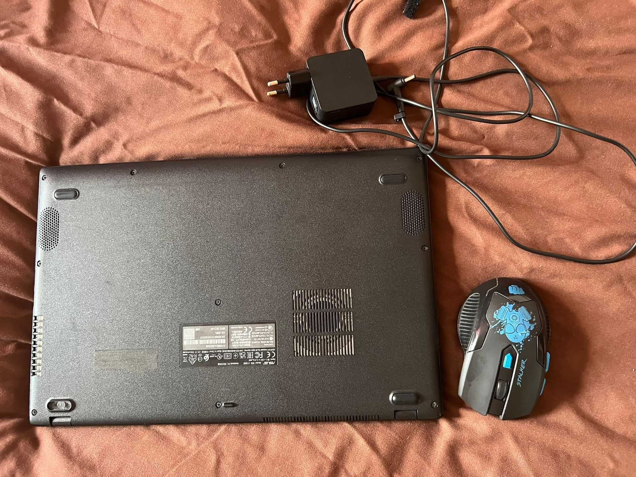 Laptop  ASUS VivoBook
