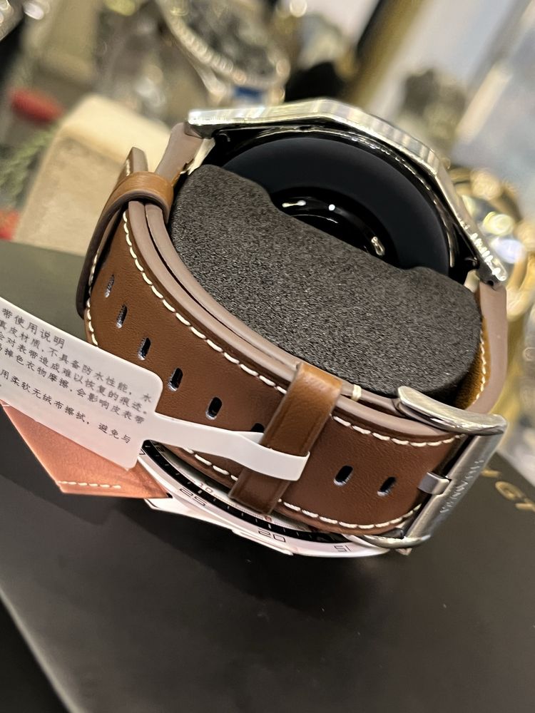 Смарт часовник Huawei - Watch GT5, 1.43'', 46 mm, Silver/Brown Leather