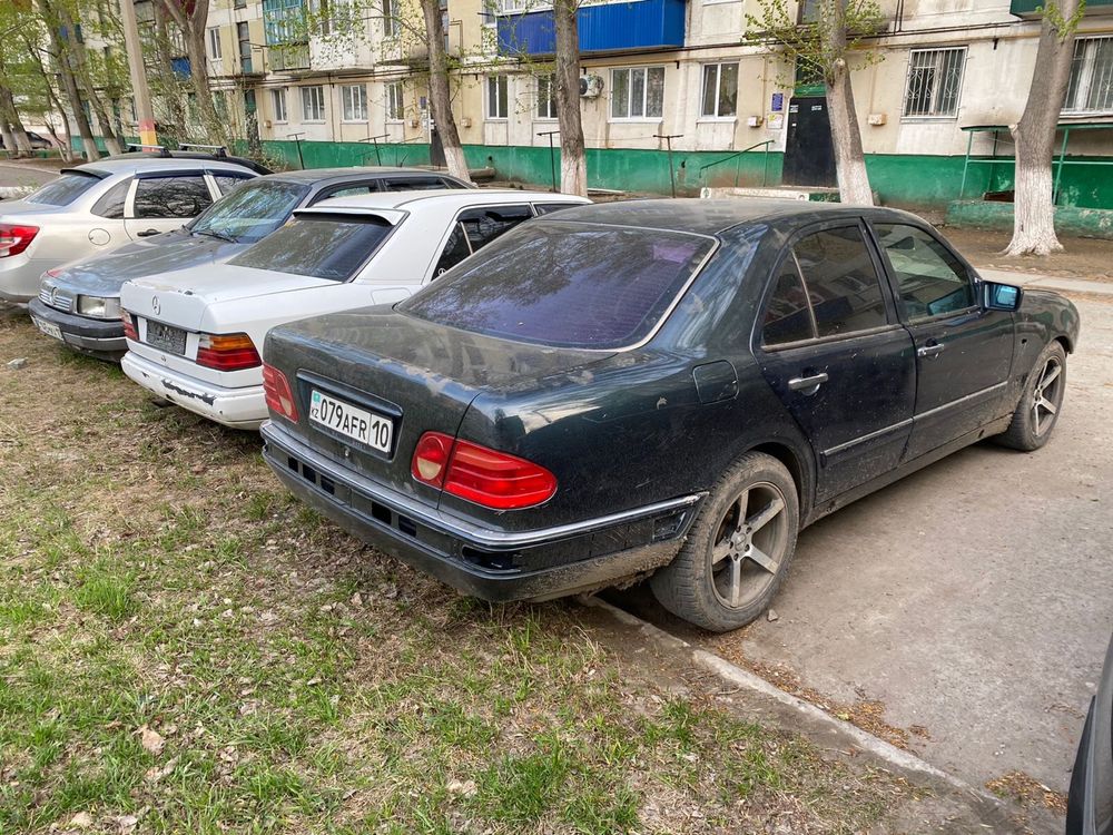 Продам мерседес w 210