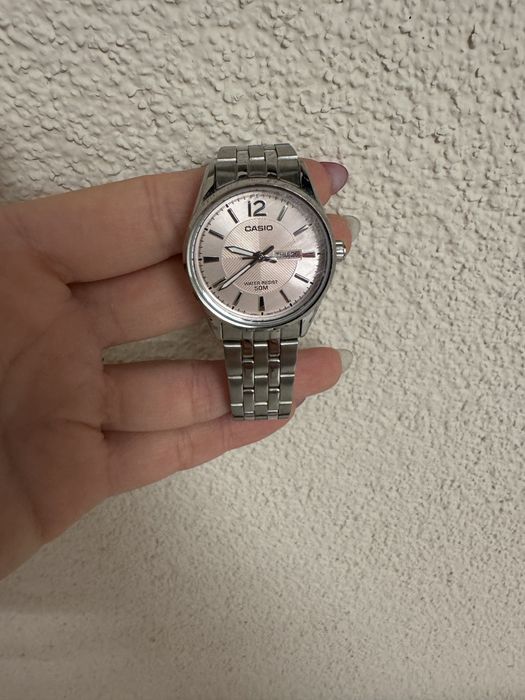 Дамски часовник CASIO