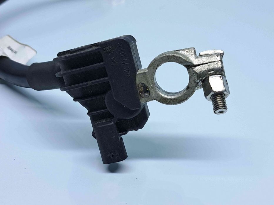 Borna baterie (-) Audi A6 (4F2, C6) [Fabr 2004-2010] 8K0915181C