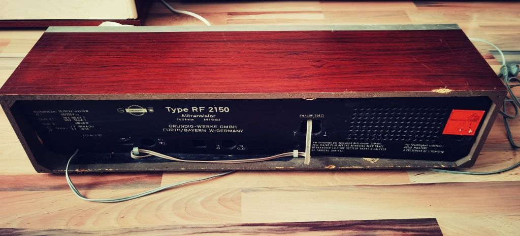 Radio vechi retro vintage Grundig RF 2150 de colecție anii 70