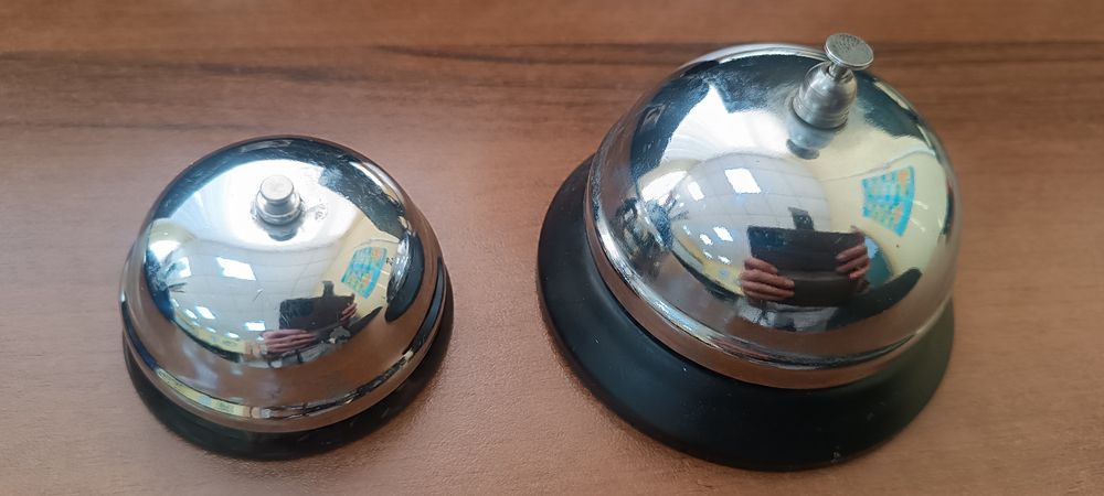 Настольный звонок, колокольчик В наличии средний и большие размеры