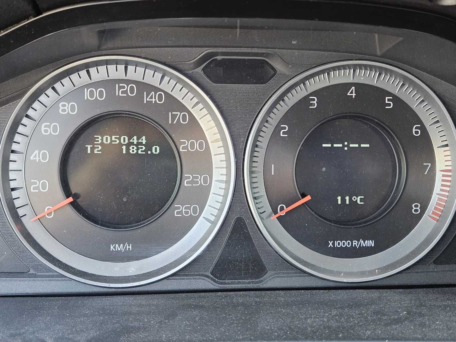 Volvo V60 2012 1,6 Бензин евро 5 150 кс