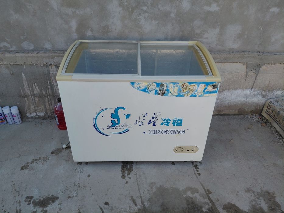 Морозильник мороженого хорошо работает 240 литр Доставка есть