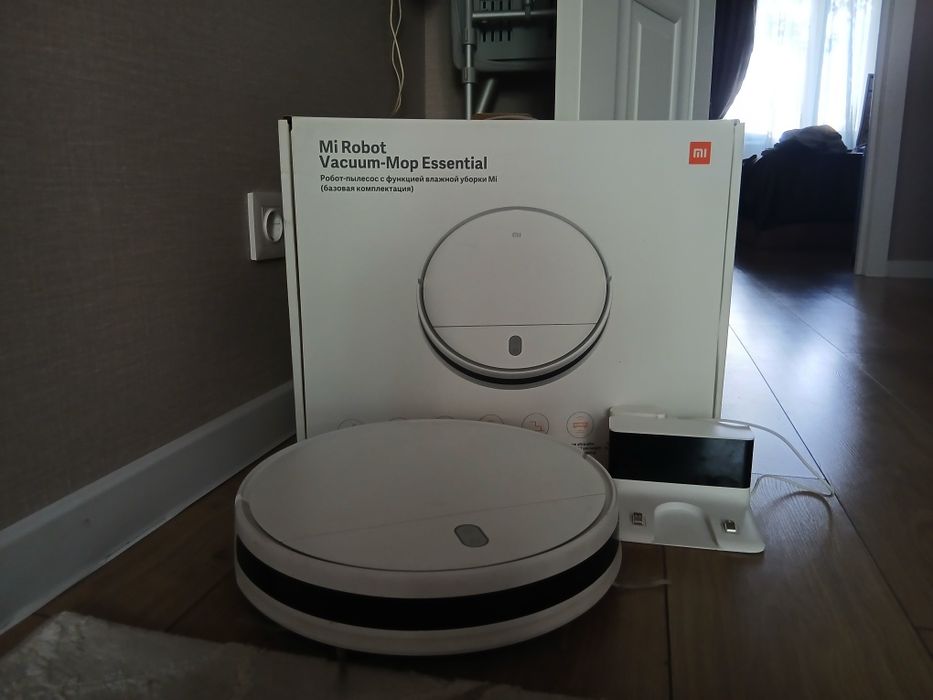 Продаю робот пылесоса xiaomi