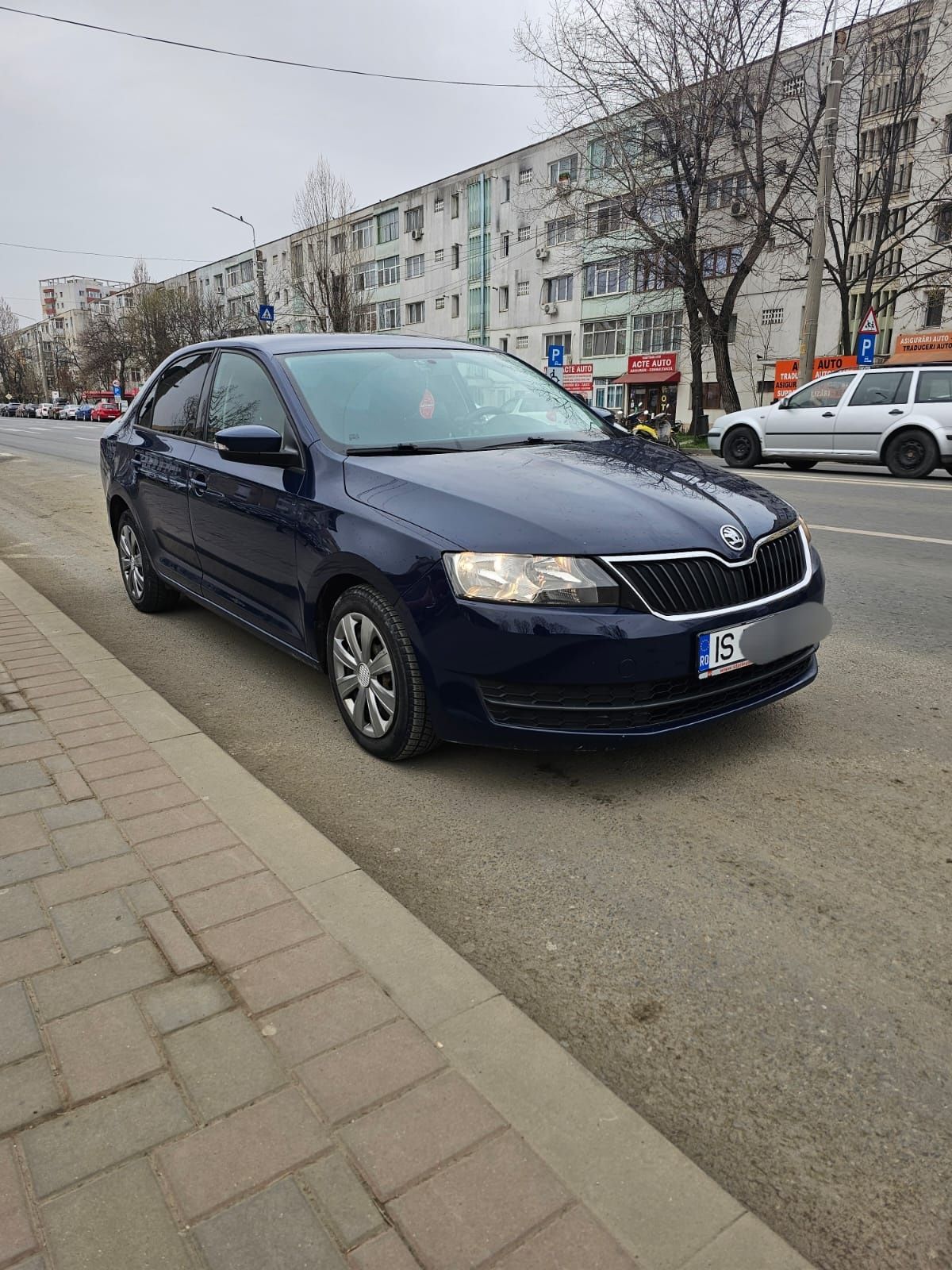 Inchirieri Auto / Rent a car Iași / Inchirieri masini Iasi