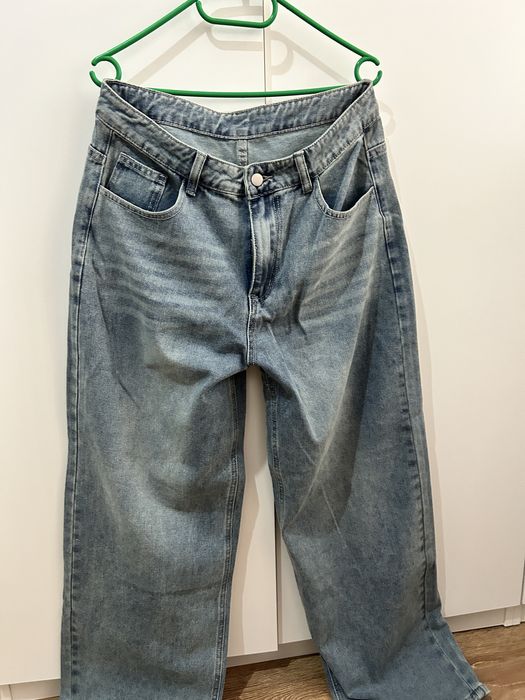 Blugi largi,marimea M,