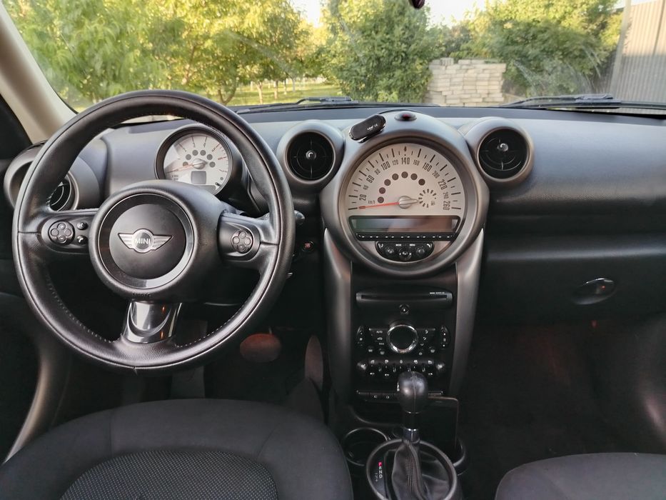 Mini Cooper D Countryman, automata, înmatriculată