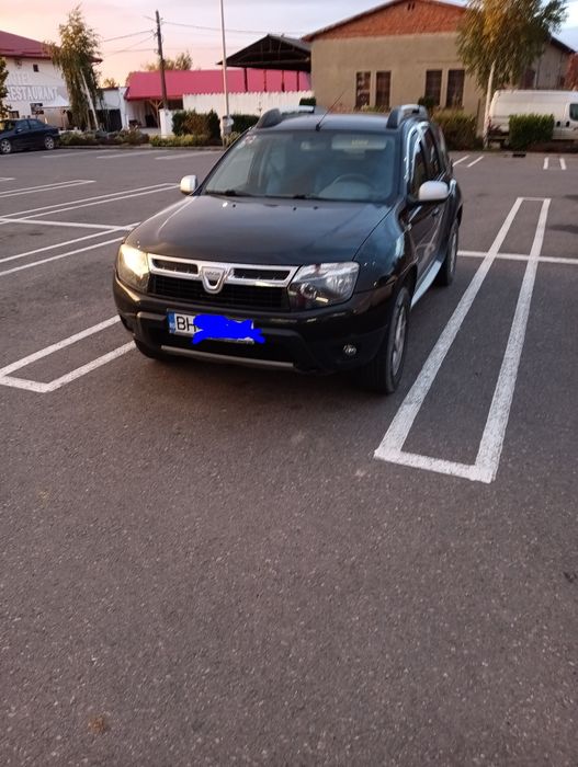 Vând Dacia Duster 4x4