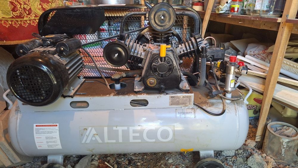 воздушный компрессор ALTECO ACB 100/400

Состояние: хорошее, по