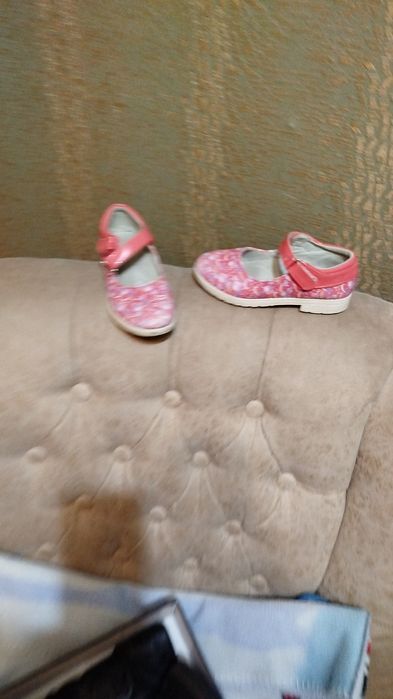 Детские туфли, розовые