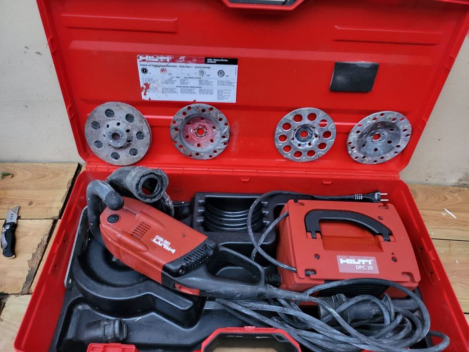 Mașină de șlefuit beton  Hilti DG 150