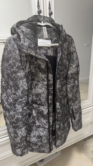 Geaca iarna Baldessarini originala L