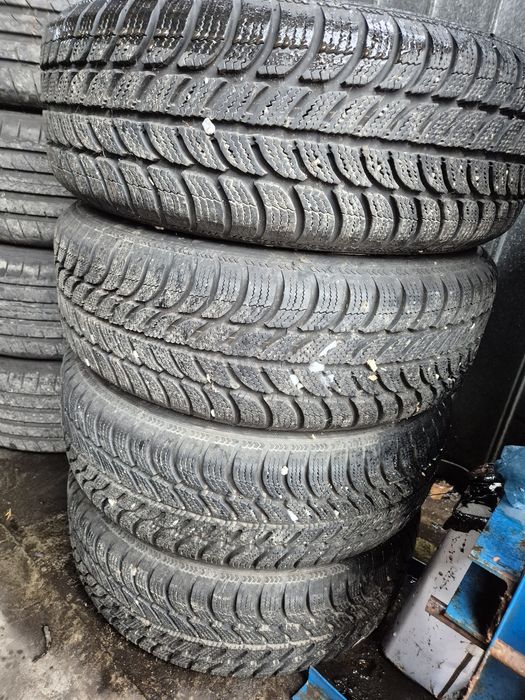 Vând roti R15 din tablă și jante aliaj R14