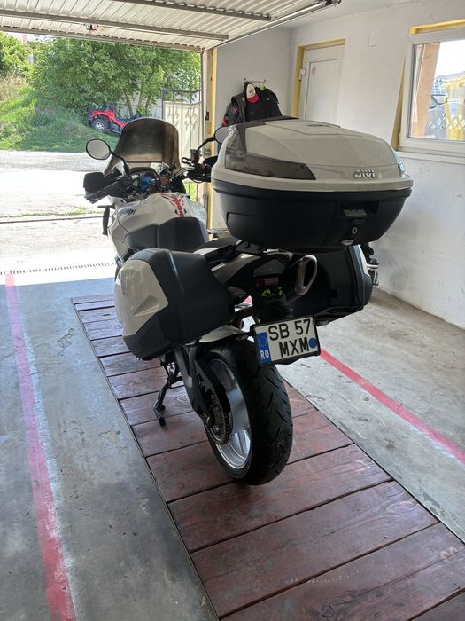 Triumph Tiger 1050 / 115cp / topcase / sidecase / ABS