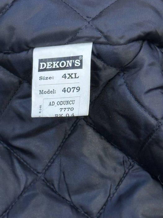 Теплая куртка с капюшоном