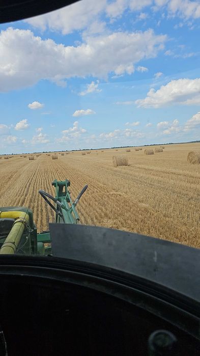 Vand baloti mici si rotunzi