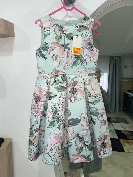 Rochita twin set 8 ani