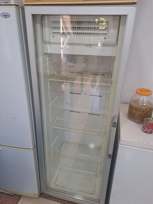 Продам холодильник